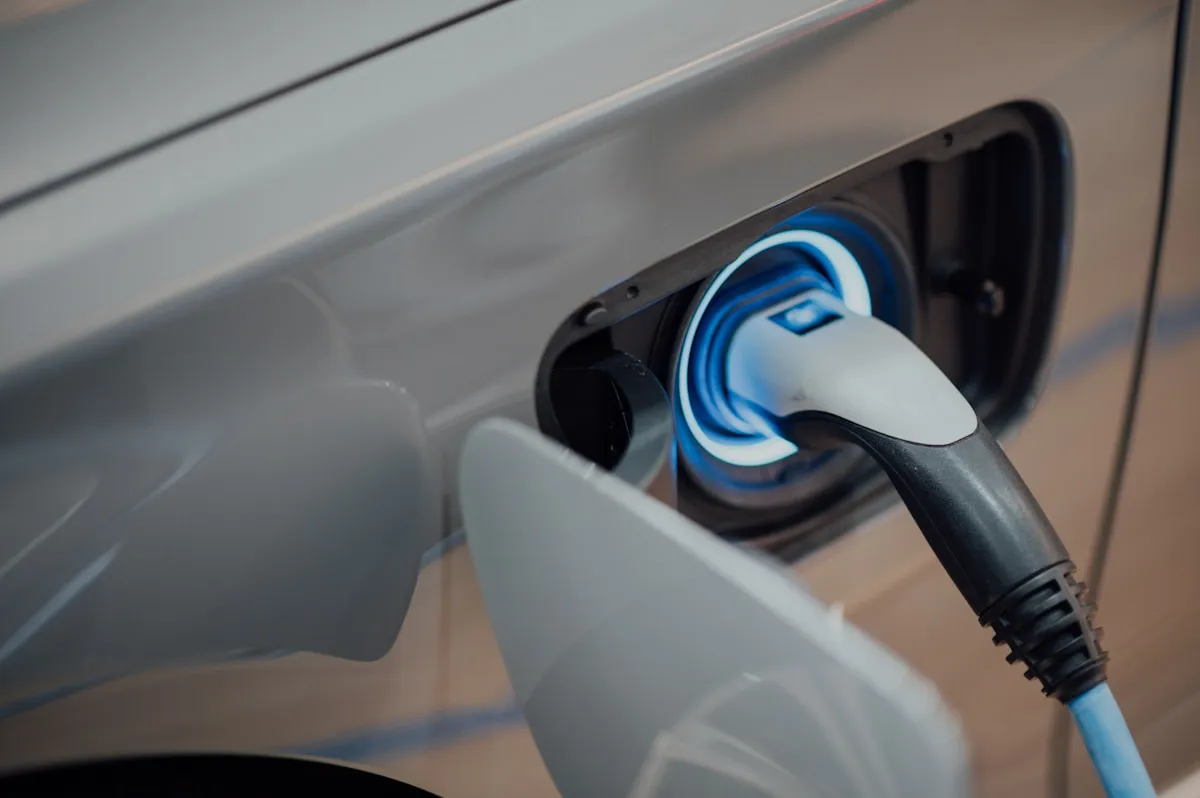 Voitures connectées 2026 : ce que votre auto sait sur vous et comment protéger vos données